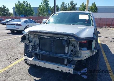 2016 Toyota Tacoma Sr5 из США, поврежденный, VIN 5TFAX5GN4GX070990